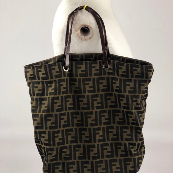 Fendi Bag - Picture 2 of 8